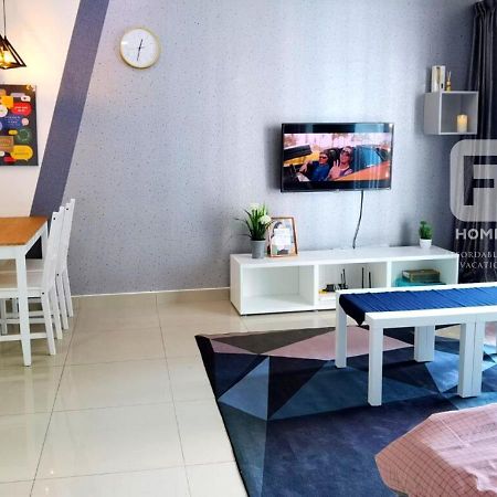 Netflix Wifi Trefoil Homestay Setia Alam Sacc Homestay Fe シャー・アラム エクステリア 写真
