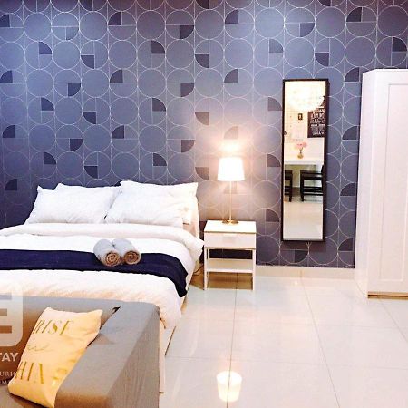Netflix Wifi Trefoil Homestay Setia Alam Sacc Homestay Fe シャー・アラム エクステリア 写真