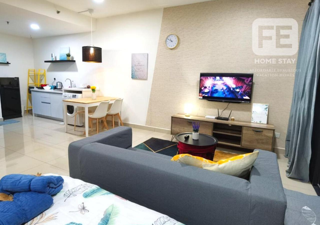 Netflix Wifi Trefoil Homestay Setia Alam Sacc Homestay Fe シャー・アラム エクステリア 写真