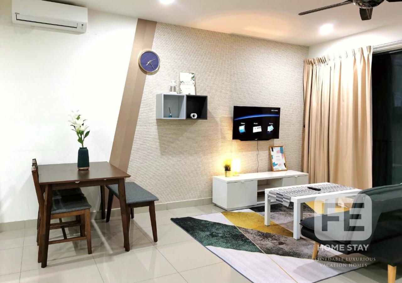 Netflix Wifi Trefoil Homestay Setia Alam Sacc Homestay Fe シャー・アラム エクステリア 写真