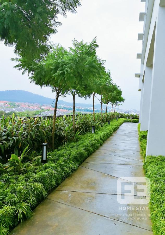 Netflix Wifi Trefoil Homestay Setia Alam Sacc Homestay Fe シャー・アラム エクステリア 写真